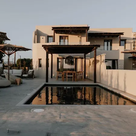 Exquisite Naxos And | 4 Bedrooms | Victoria | Spectacular Sea Views | Private Pool And Hot Tub | Naxos Pláka