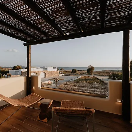 Exquisite Naxos And | 4 Bedrooms | Victoria | Spectacular Sea Views | Private Pool And Hot Tub | Naxos Pláka