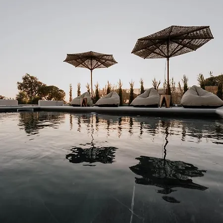 Exquisite Naxos And | 4 Bedrooms | Victoria | Spectacular Sea Views | Private Pool And Hot Tub | Naxos Πλάκα