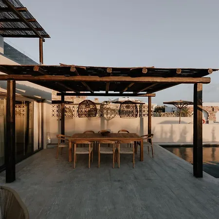 Exquisite Naxos And | 4 Bedrooms | Victoria | Spectacular Sea Views | Private Pool And Hot Tub | Naxos Βίλα *
